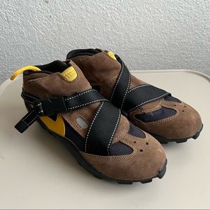 Vintage Nike ACG Pooh Bah Cycling Shoes